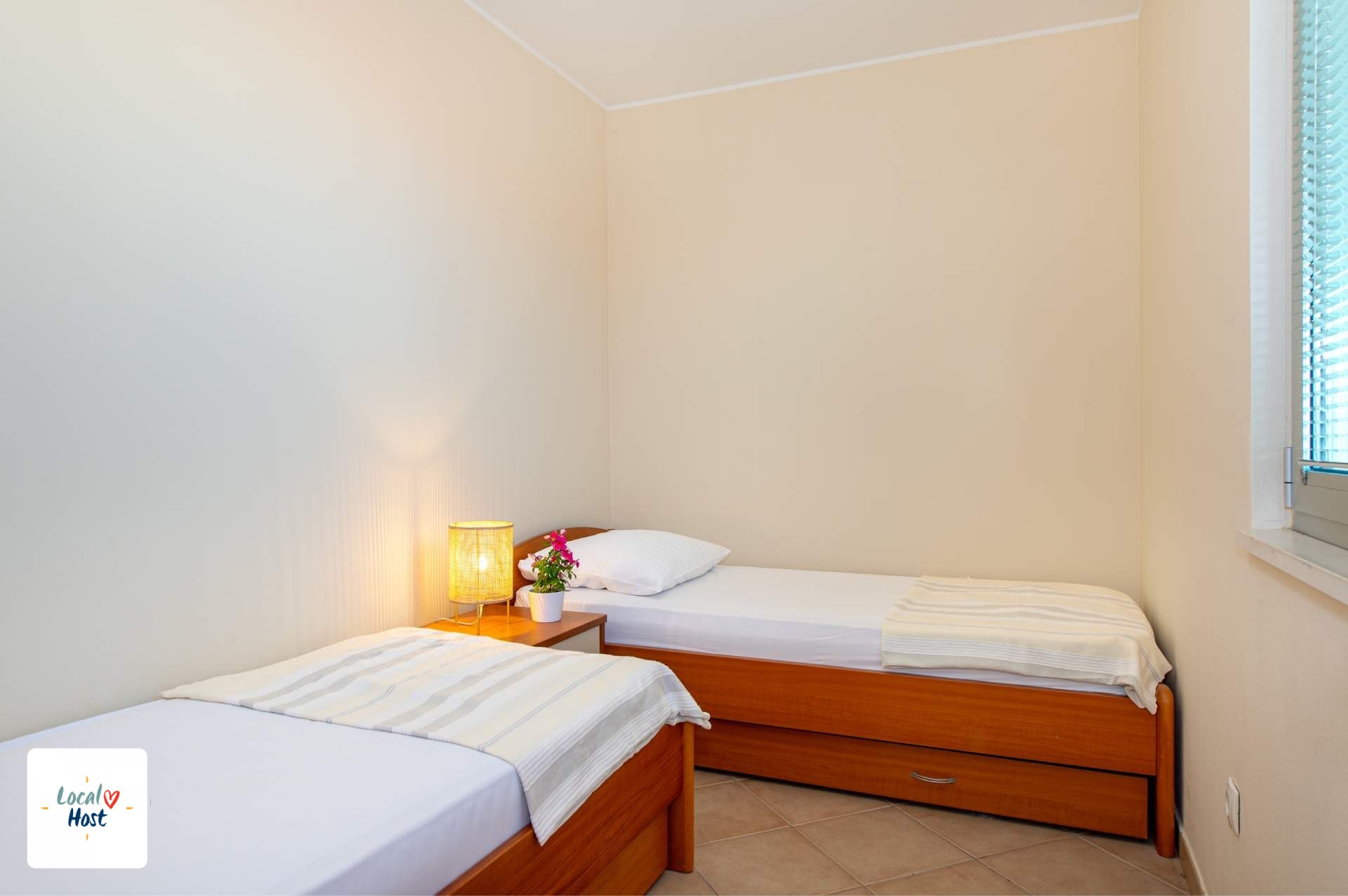 AP 101 - Second room view 2