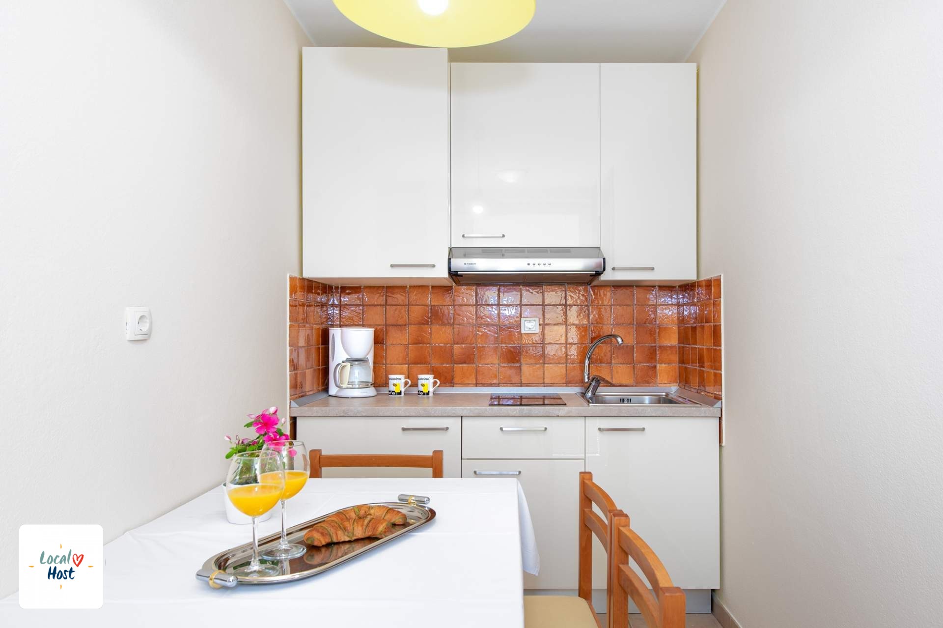 AP 102 - Kitchen view 1