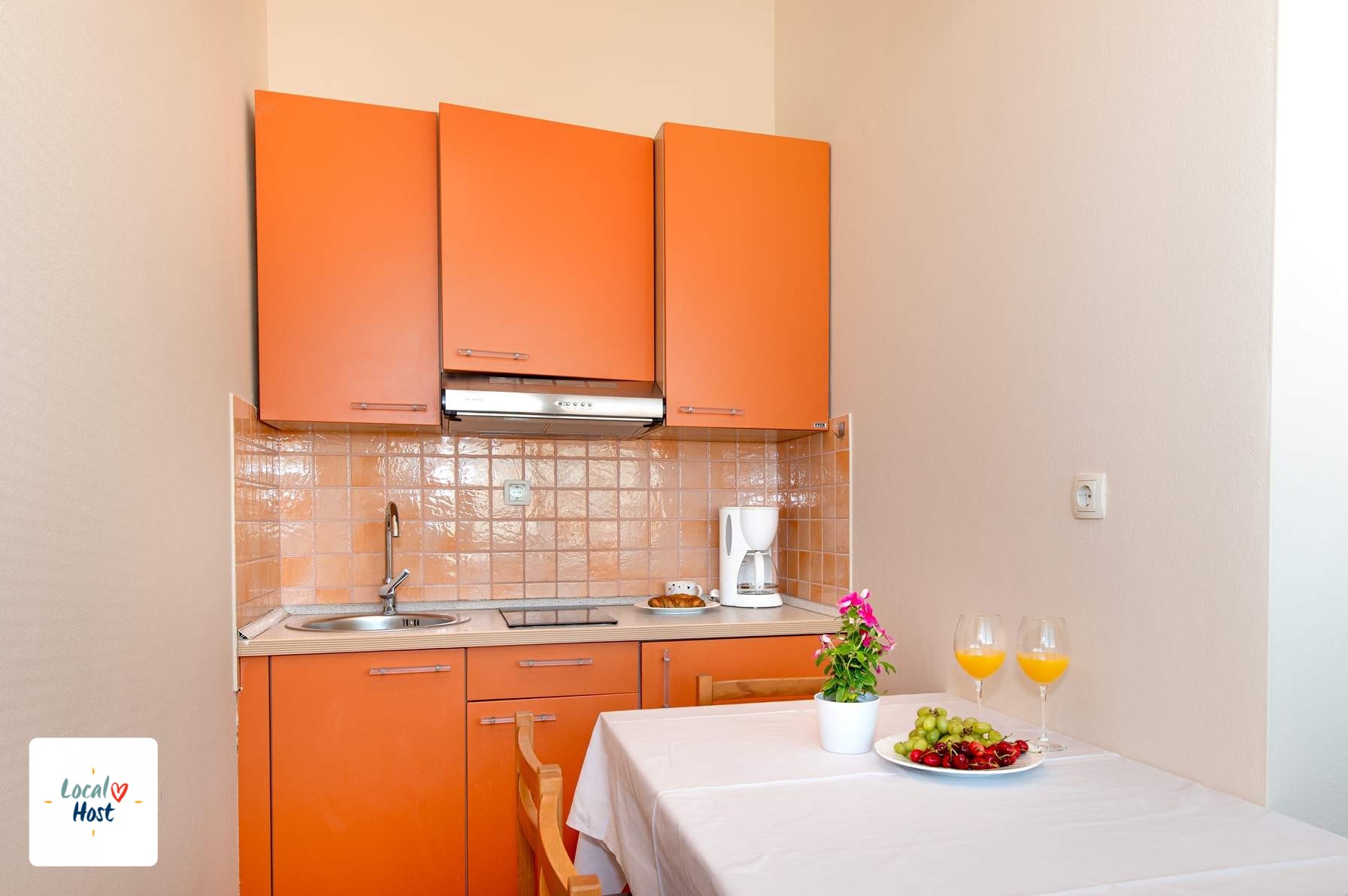 AP 201 - Kitchen view 1